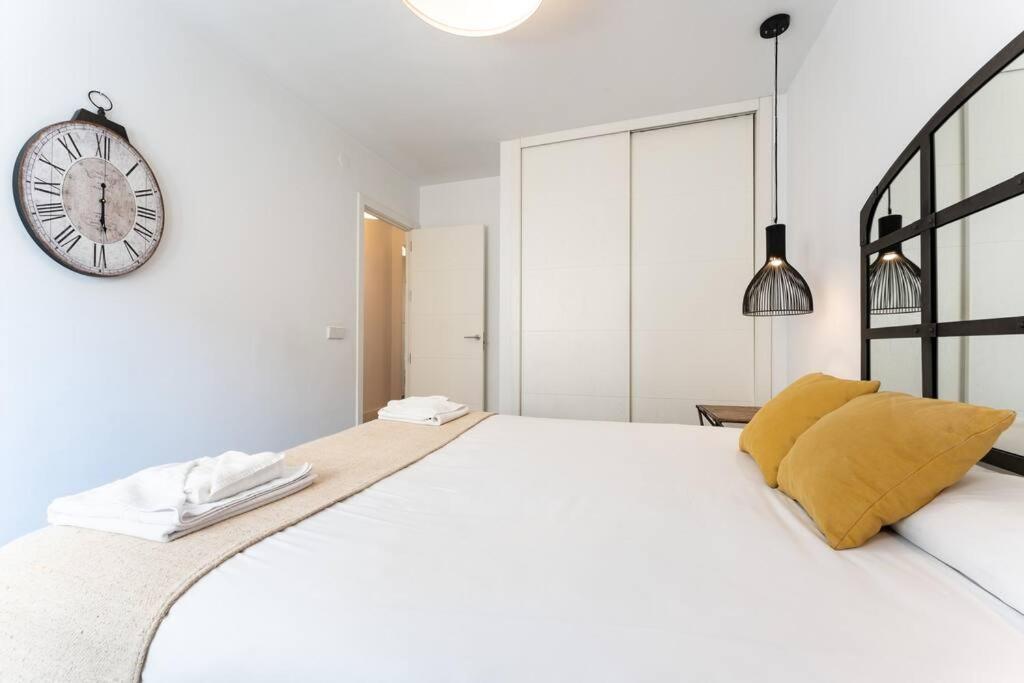 Super Central Malaga Flat With Terrace And Free Parking Exterior foto