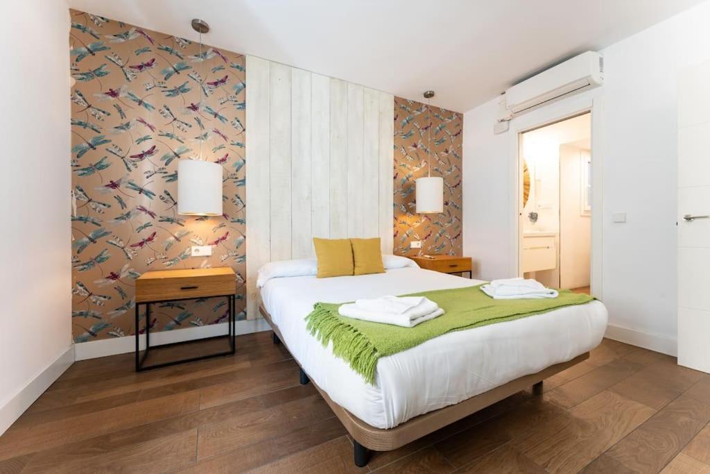 Super Central Malaga Flat With Terrace And Free Parking Exterior foto