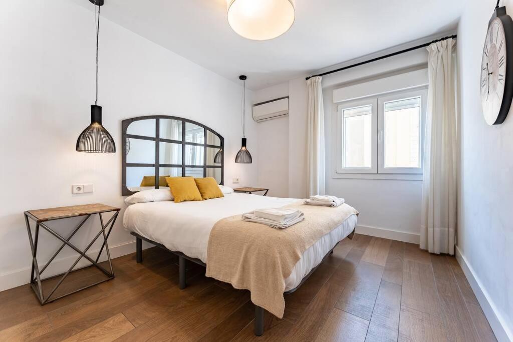 Super Central Malaga Flat With Terrace And Free Parking Exterior foto